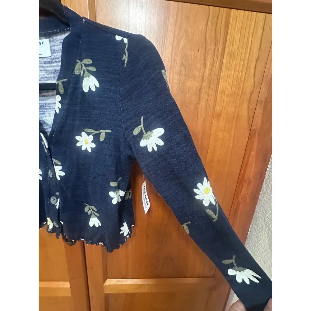 Old Navy Kids Navy Blue Floral Daisy Lettuce Edge Cropped Cardigan Sweater M 8